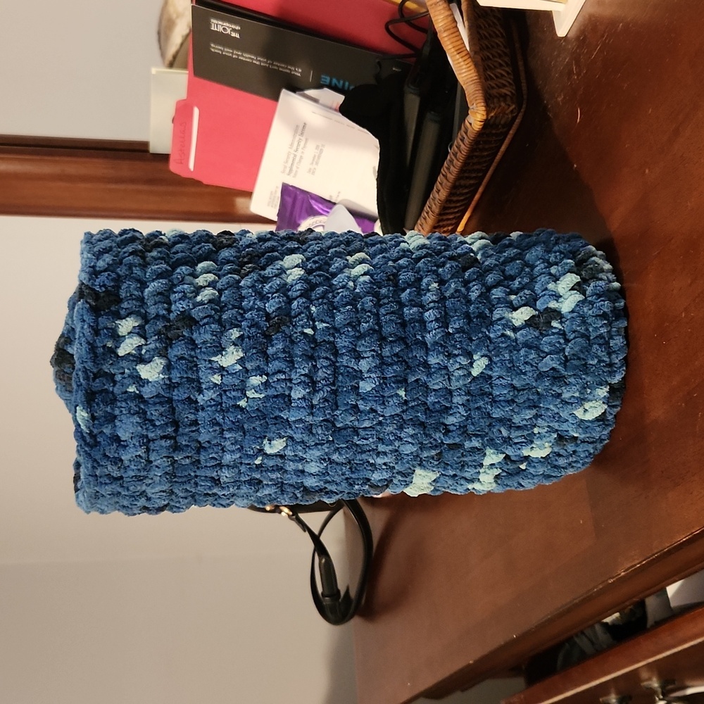 Wine bottle cozy